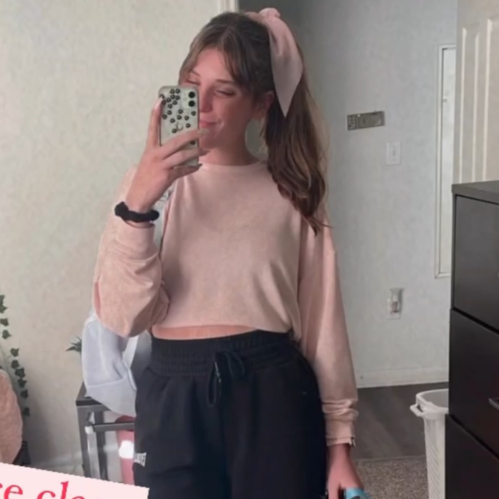 Fabletics super soft and stretchy cinch bottom sweater